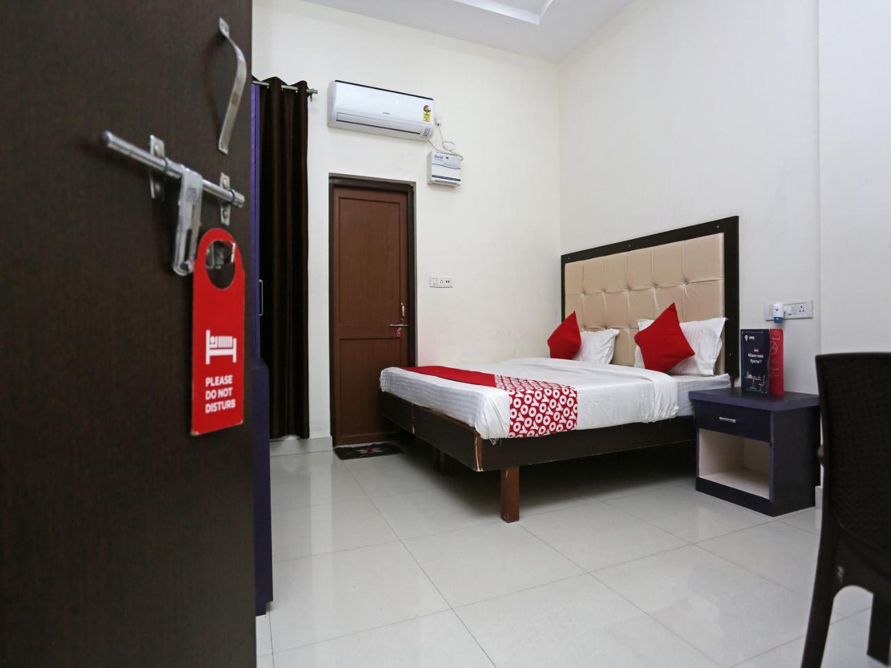 Hotel Namo Palace 코타 외부 사진