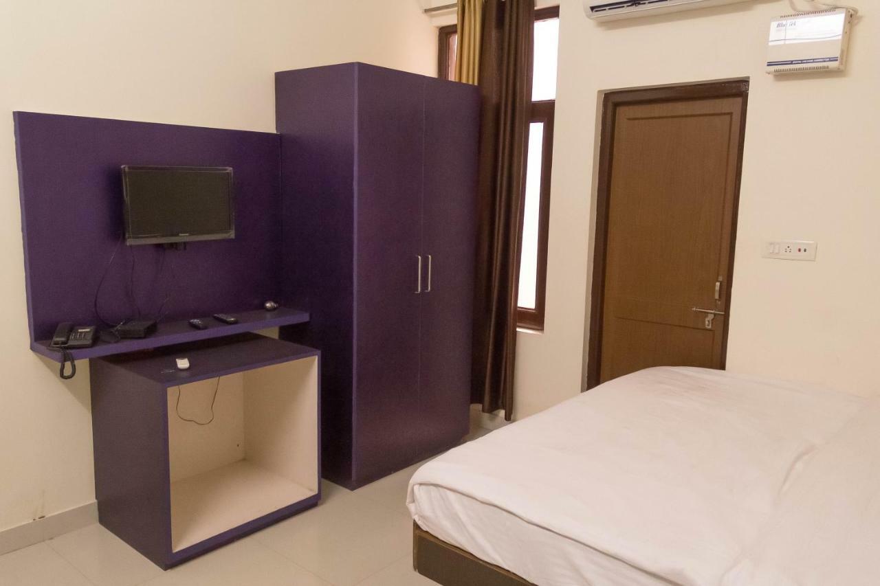 Hotel Namo Palace 코타 외부 사진